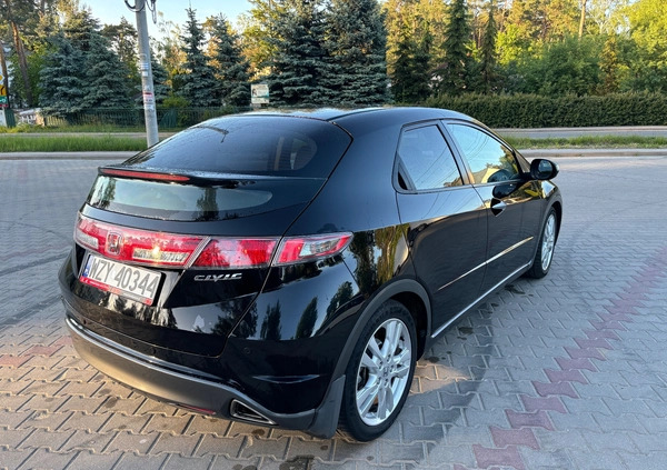 Honda Civic cena 30900 przebieg: 227000, rok produkcji 2009 z Żyrardów małe 154